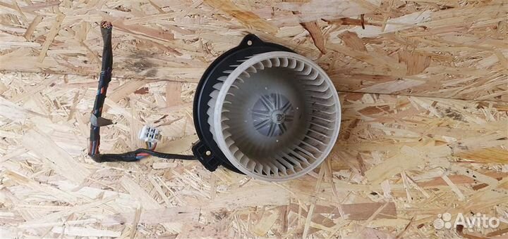 Моторчик печки Cadillac SRX 1 2003-2009