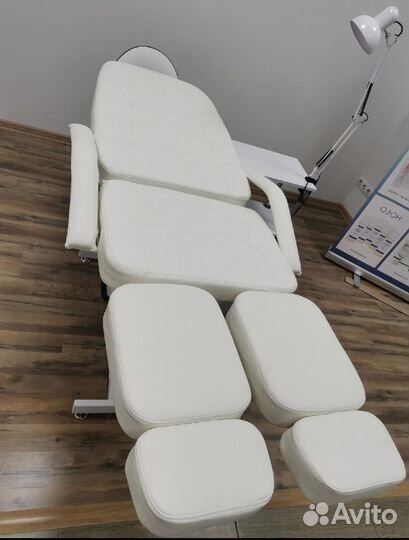 Кресло педикюрное