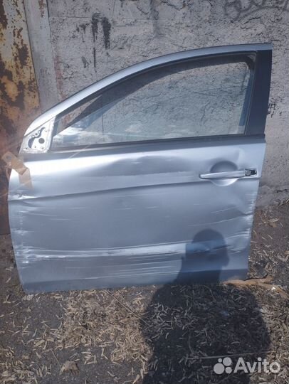 Запчасти на mitsubishi лансер10