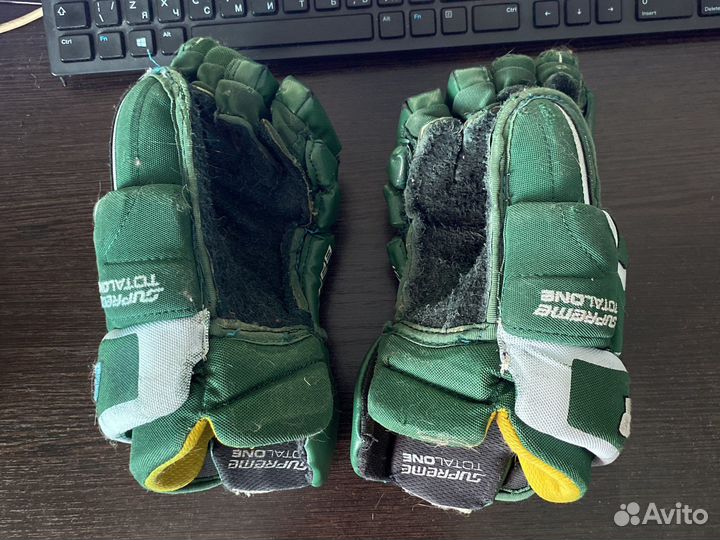 Краги хоккейные Bauer supreme total one 12 размер