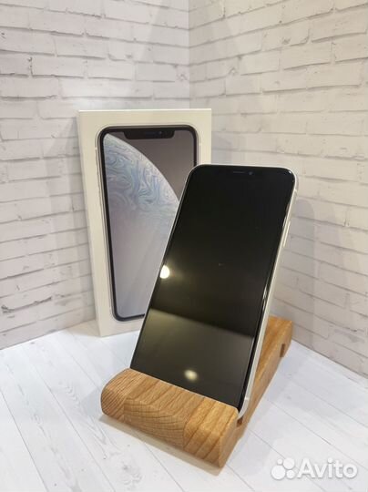 iPhone Xr, 128 ГБ