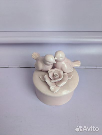 Шкатулка для украшений