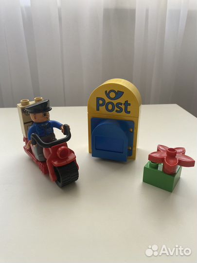 Lego duplo почтальон
