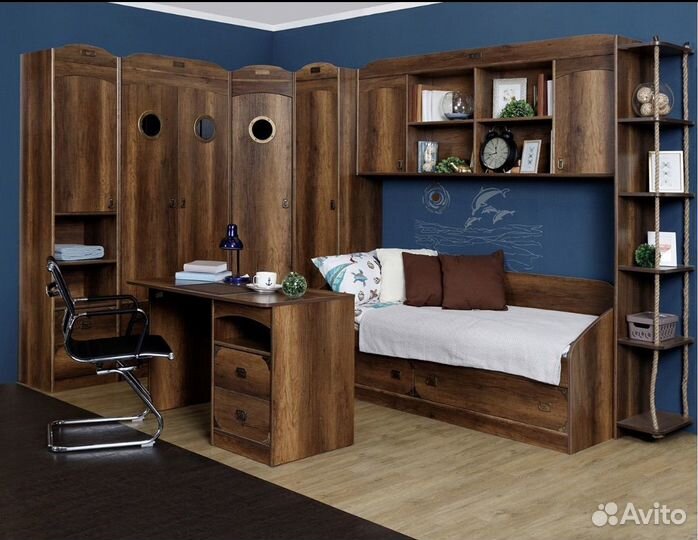 Детский мебельный гарнитур