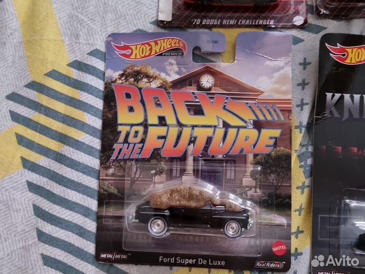 Hot wheels back to the future ford super DE luxe