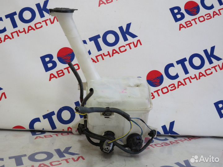 Бачок омывателя subaru trezia NCP120X, NCP125X, NS