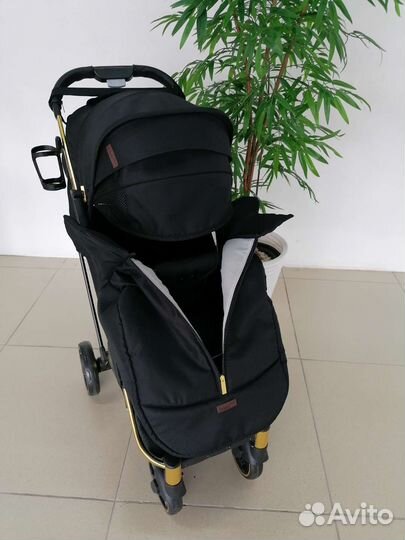Новая коляска Babalo 2022 (Black/на золотой раме)