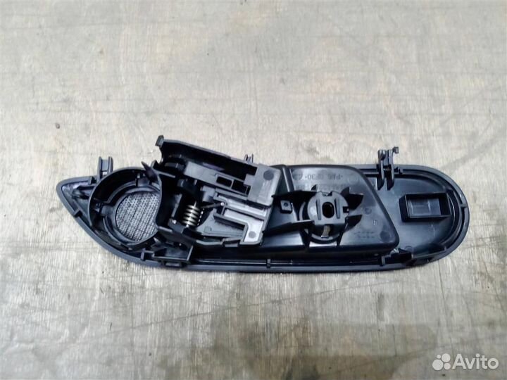 Ручка двери внутренняя левая от Ford Fiesta 2008