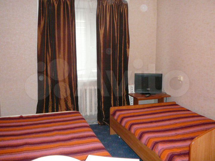 2-к. квартира, 53 м², 1/9 эт.