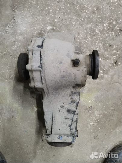 Редуктор от Ауди А6С6 3.0 bbj GSZ