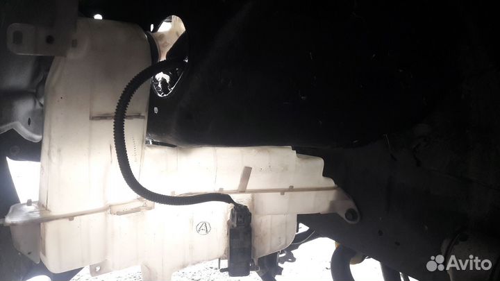 Бачок омывателя Toyota Supra jza 80