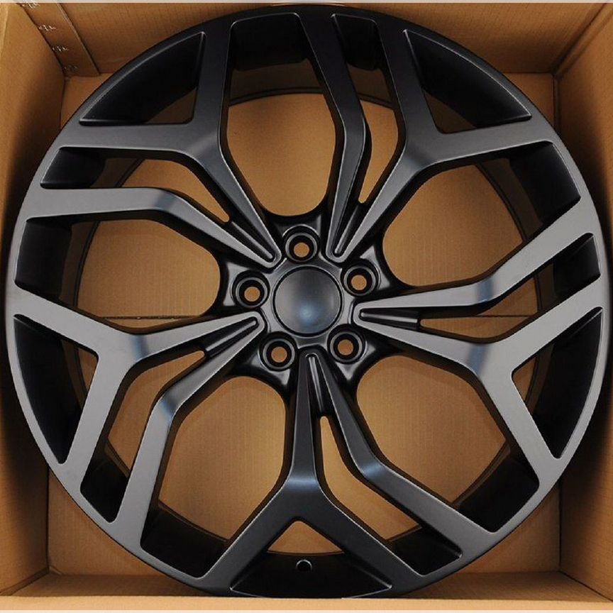 Литые диски Powcan 8×R20 5×108