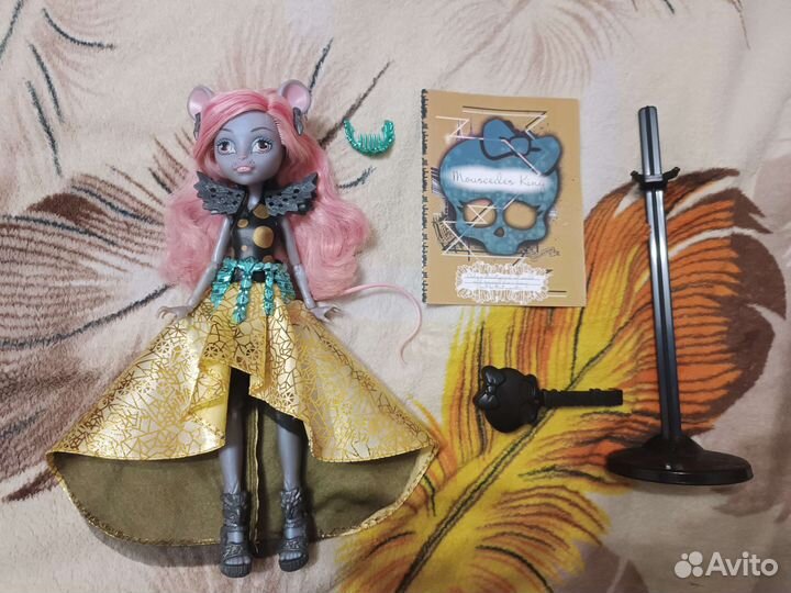 Monster High Мауседес Кинг