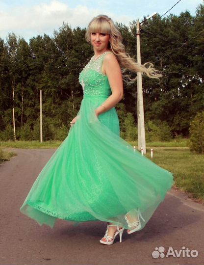 Вечернее платье