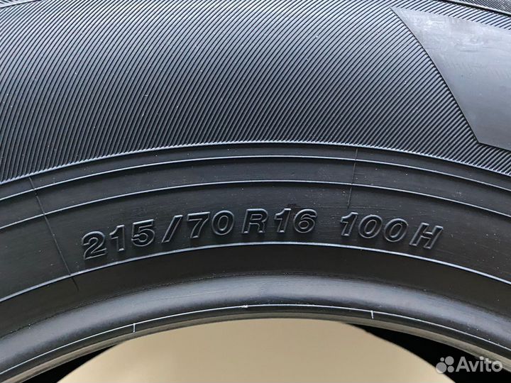 Yokohama BluEarth-XT AE61 215/70 R16 100H