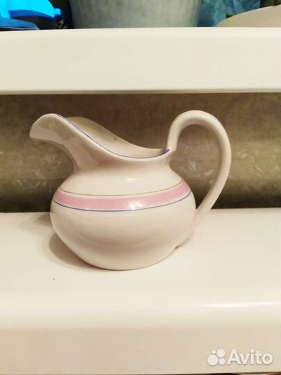 Кружки, молочники