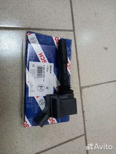 Катушка зажигания Bosch 0986221057