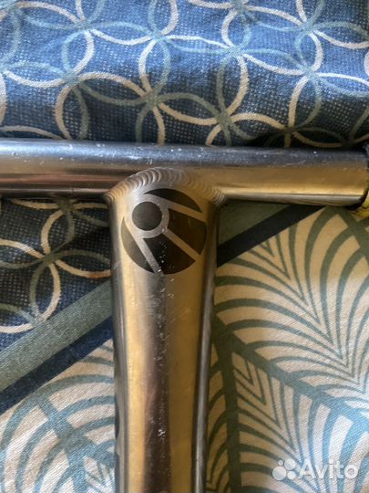 Титановый руль спутник