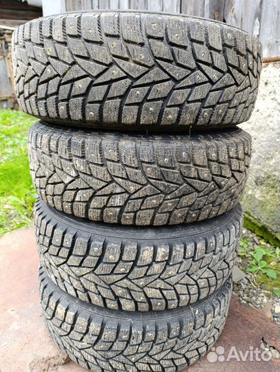 Dunlop SP Winter Ice 02 195/65 R15 95T