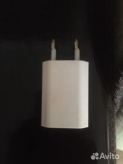 Зарчдный блок на iPhone