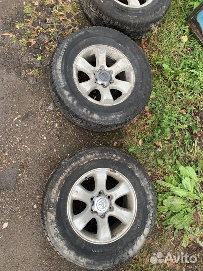 R17 Nokian Tyres Hakkapeliitta 7 275/65, PCD 6x139.7 DIA 106.1