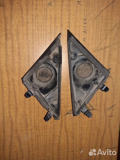 Уголок двери