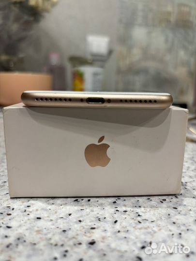 iPhone 8 Plus, 64 ГБ