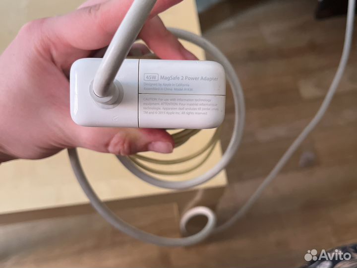 Зарядка MagSafe 2 45W