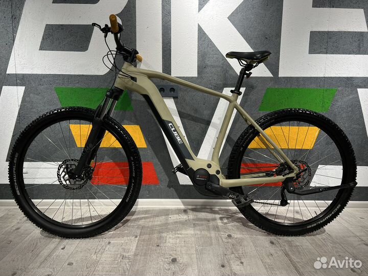 Cube Reaction Hybrid Performance 500