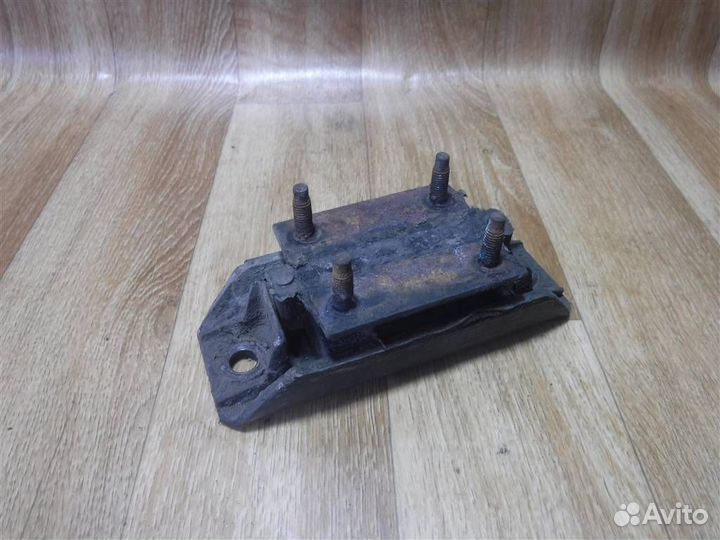 Опора кпп Kia Sportage 1994-2004