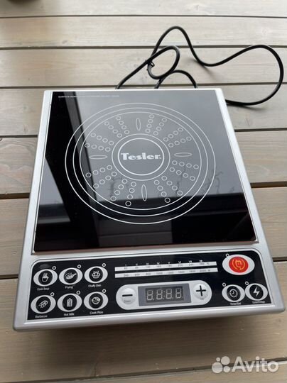Индукционная плитка Tesler
