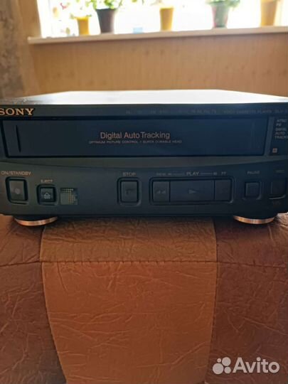Видеомагнитофон sony