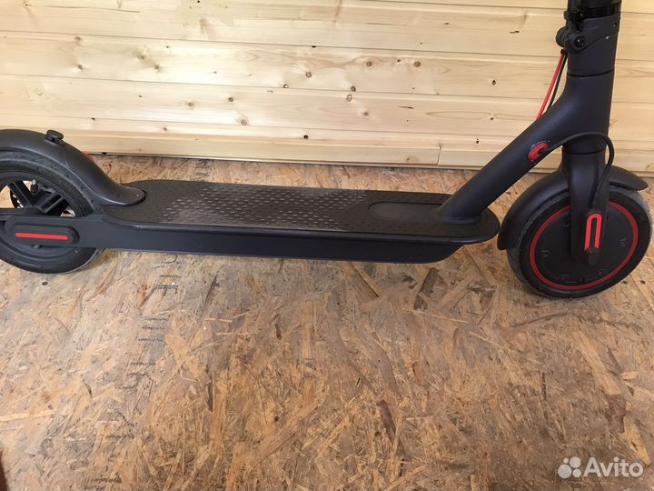 Электросамокат xiaomi m365 pro