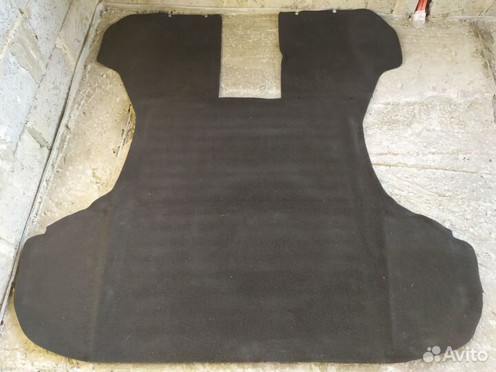 Полик багажника