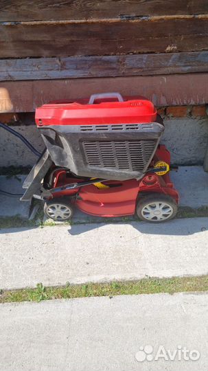 Газонокосилка электрическая
