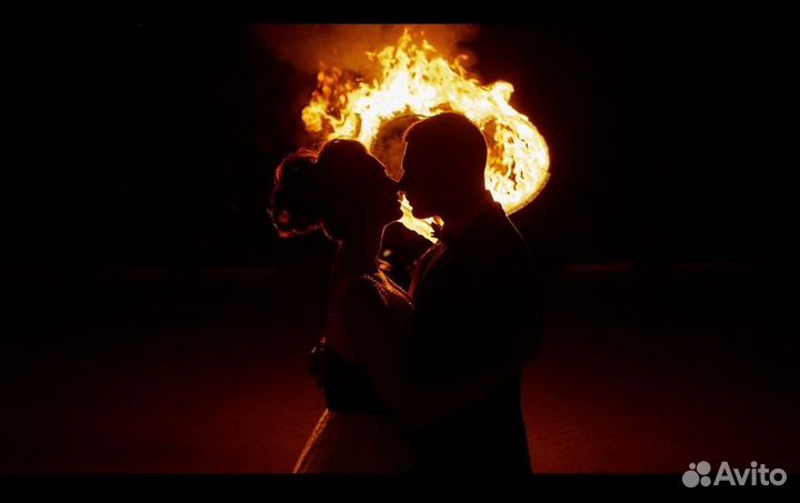 Огненное и пиротехническое шоу, холодные фонтаны