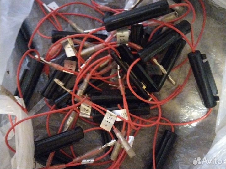 Предохранители 13 V- F3AL250V/ с корпусом