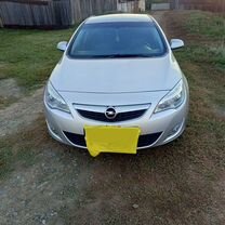 Opel Astra 1.6 MT, 2011, 120 000 км, с пробегом, цена 800 000 руб.