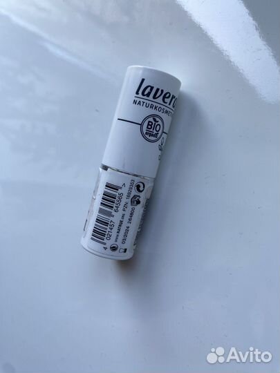 Помада lavera