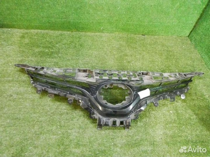 Решетка радиатора Toyota Camry xv70 (2018-2021)