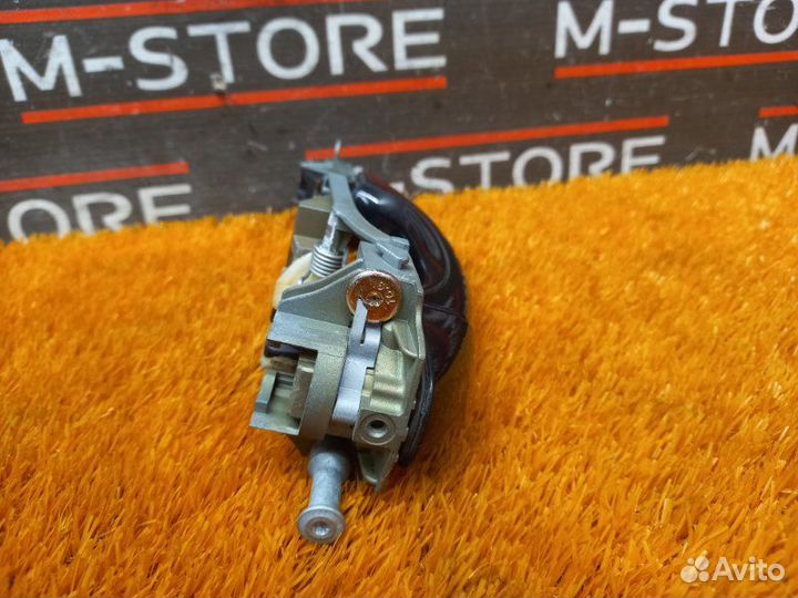 Ручка двери внешняя задняя левая Volkswagen