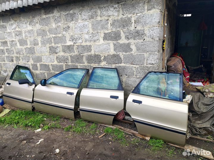 Дверь audi 80 б4