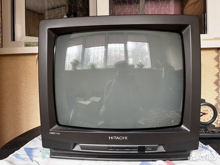 Телевизор hitachi c2048fs