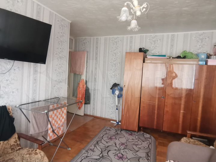 2-к. квартира, 48 м², 3/3 эт.