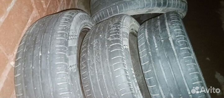 Kumho Ecsta HS51 205/55 R16 и 205/55 R16