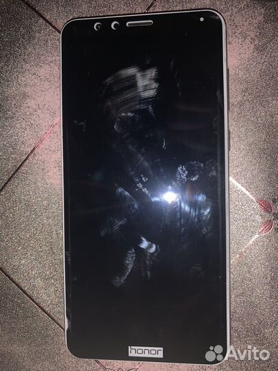 Телефон honor 7x