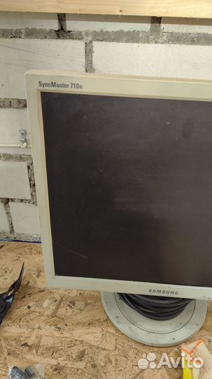Монитор samsung syncmaster 710n