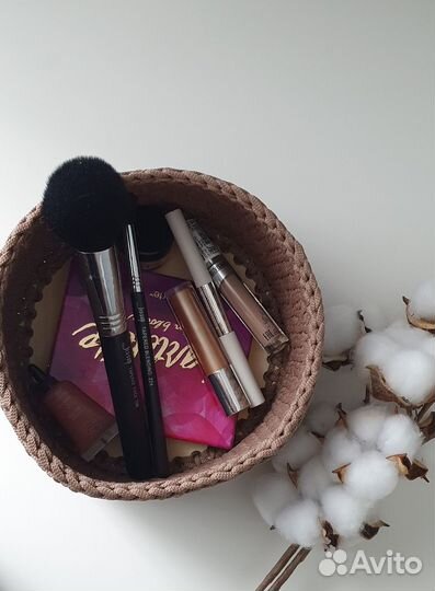 Вязаная корзина