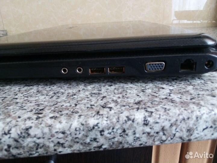 Ноутбук asus