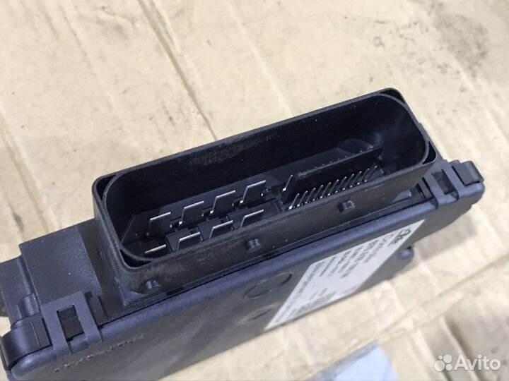 Блок управления ручника Порше Панамера 970